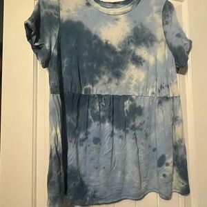 Time and Tru Blue Tie-Dye Short Sleeve Tee